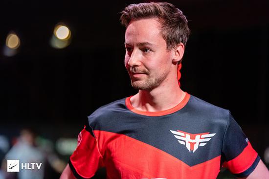 奥睿科OminiPro迷你主机评测散热性能卓越